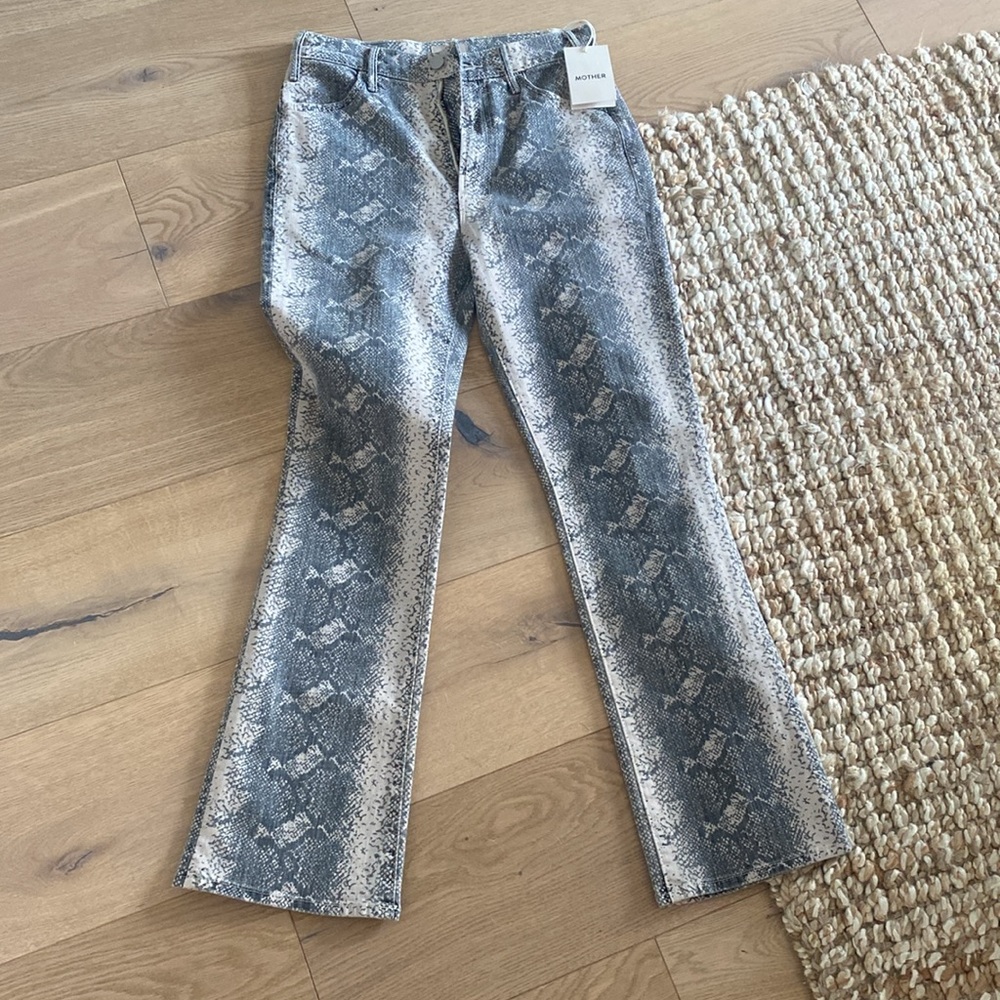 BNWT Mother Hustler Flood Boa